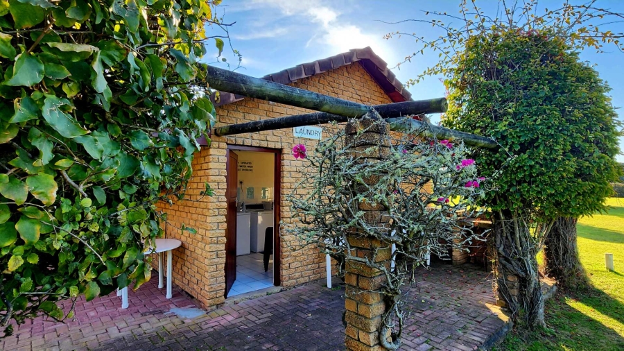 2 Bedroom Property for Sale in Brenton On Lake Western Cape